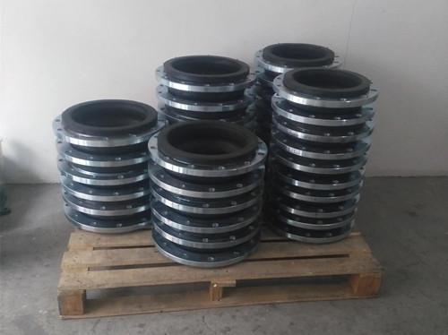 rubber expansion joint for water pipeline